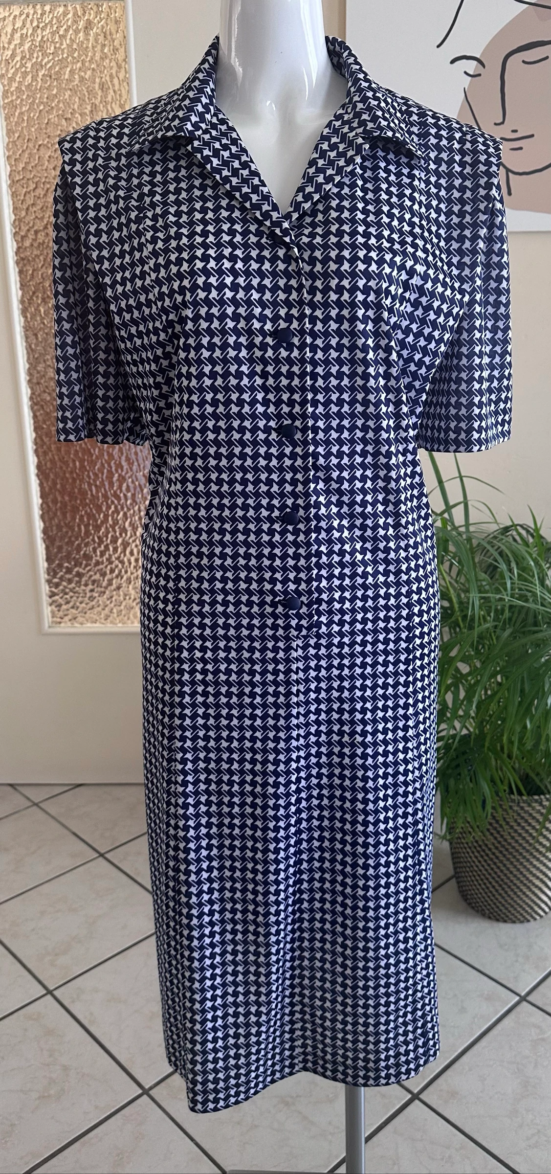 Navy and White Printed Vintage Dress Size 48/50 – Impeccable Condition – photo 5